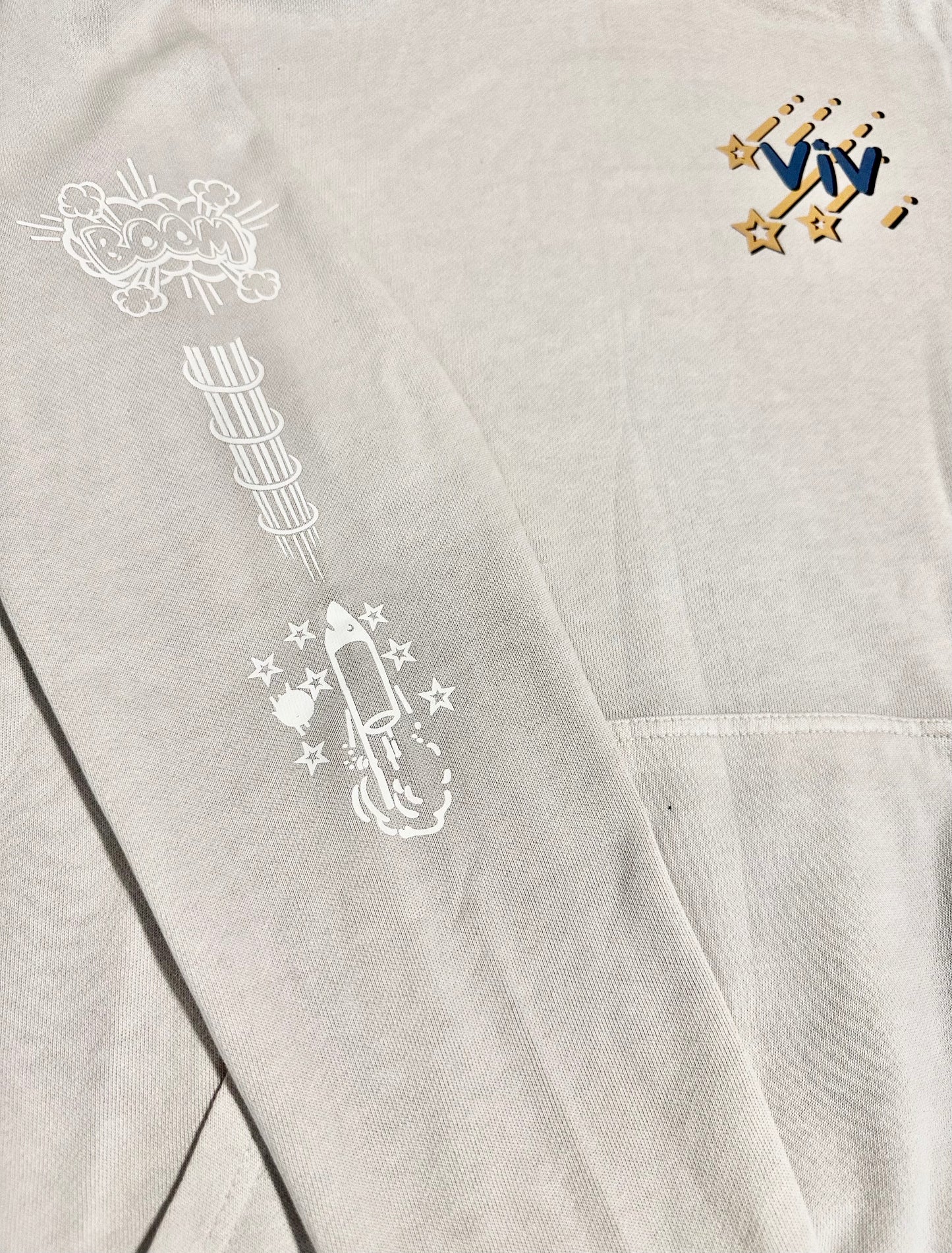 “Shooting Star” Hoodie Light Grey